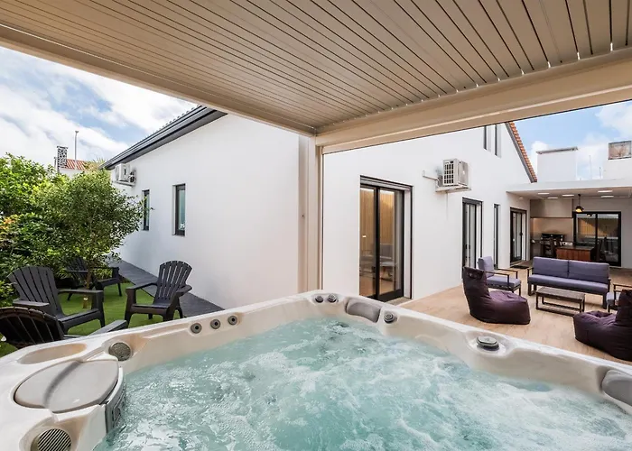 Azores Top House // Luxury And New House