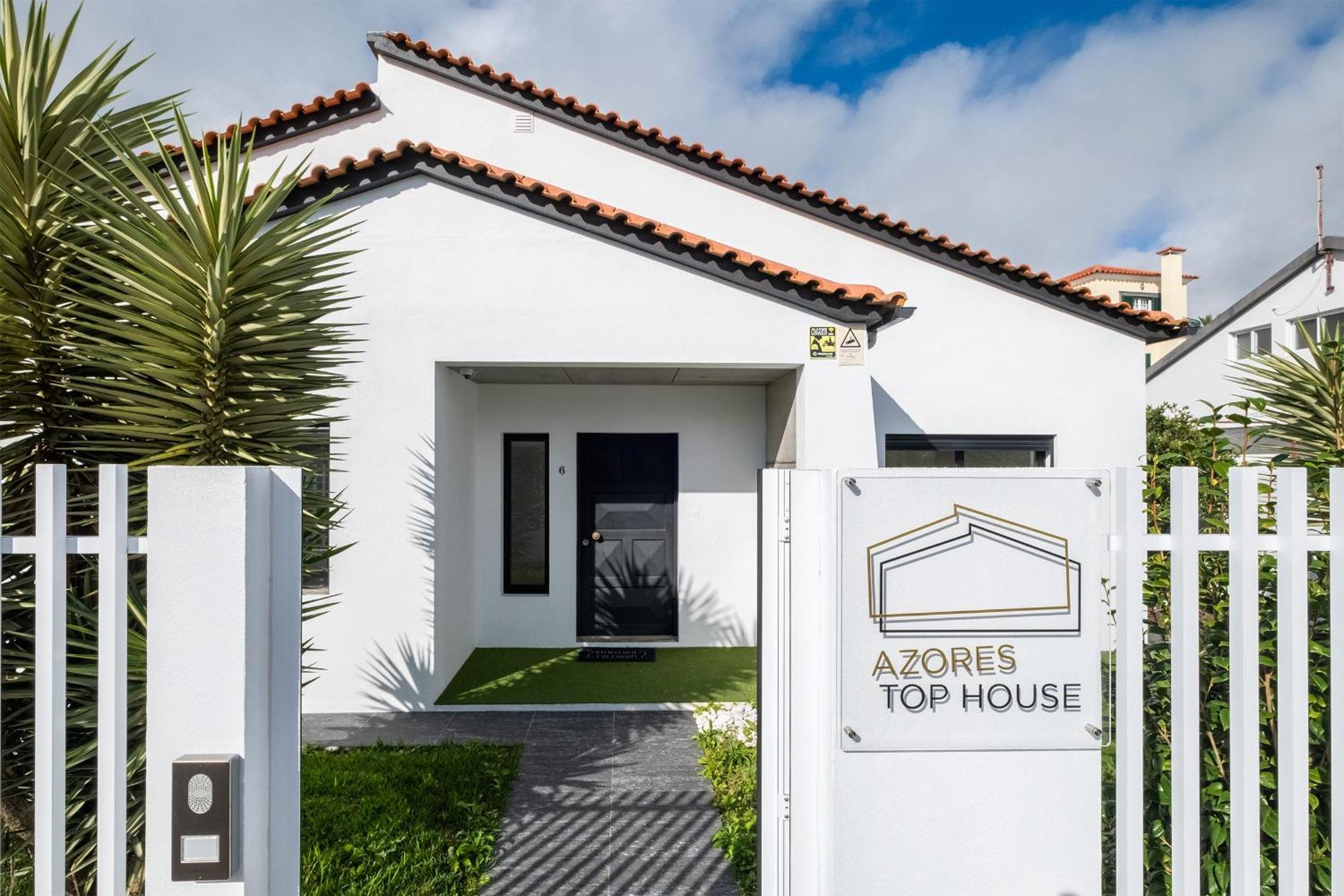 Azores House // Luxury And New House