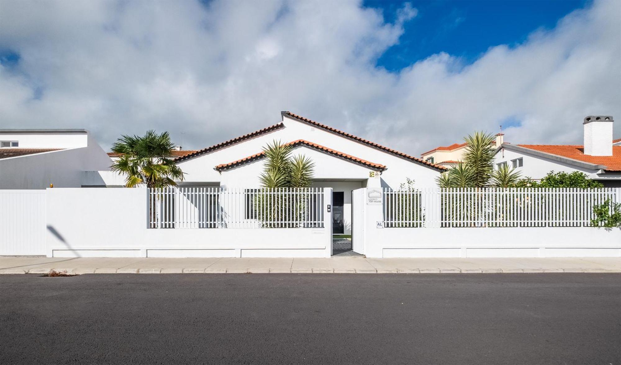 Azores House // Luxury And New House Holiday home *